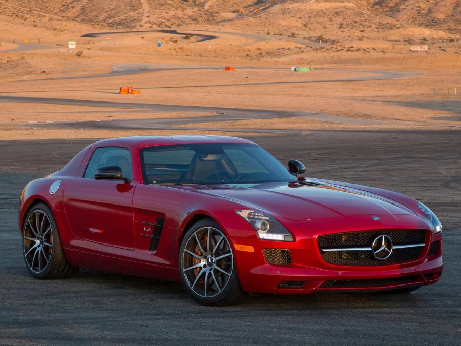  Mercedes-Benz SLS AMG GT 2012 года  (US) (фото 27 из 27)